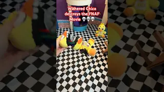 Withered Chica destroys the FNAF Movie 😂💀💀 #fnafplush #fnafplushies #fnafmemes #fnafmovie #fnaf