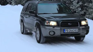 Subaru Forester SG AWD system demonstration on snow and ice