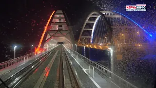 Проезд по  Крымскому мосту с кабины машиниста первого поезда