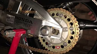 Honda CBR 929 RR Fireblade Rear Wheel, Sprocket and Disc Brake Change, PART 2/2