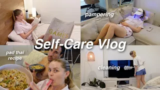 DAY IN THE LIFE | self-care, cleaning, pampering + pad thai recipe!