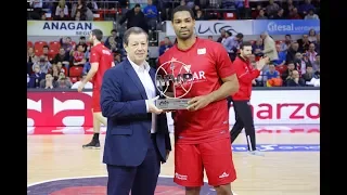 Neal recibe el MVP Movistar de febrero en la Liga Endesa