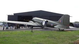 Dakota DC-3,  C-47 Skytrain at close look