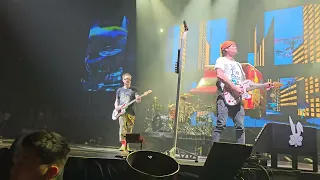 Blink 182 - Dumpweed / Edging Live Toronto May 11 2023