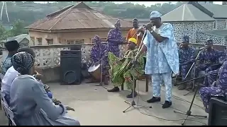 Adedimeji Lateef performs Ayinla Omo wura's music... Great Job !!!