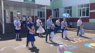 Танец родителей на выпускной в д/с "Когда ты станешь большим" приобрести песню можно dessad80@bk.ru