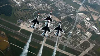 USAF Thunderbirds 4 ship take off Skydrive London (YXU)