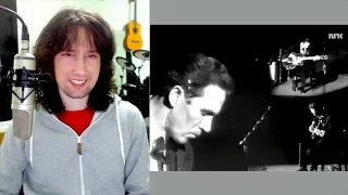 British guitarist reacts to the country MASTER Chet Atkins SWEEP PICKING IN 1964!
