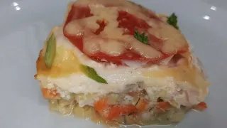 КУРИНАЯ ГРУДКА НА КАБАЧКОВОЙ ПОДУШКЕ ПОД ПОМИДОРАМИ И СЫРОМ. ЕШЬ И ХУДЕЙ,