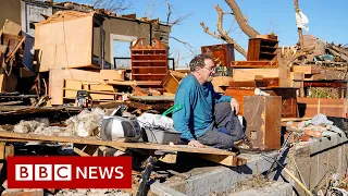 Kentucky residents face 'hell on Earth' in wake of tornadoes - BBC News