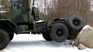 Самыйе проходимые грузовики в мире!!!Военные транспортные средства в болоте