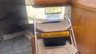 1992 Catalina 28 interior