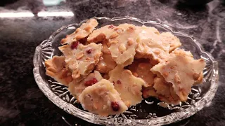 Keto Peanut Brittle