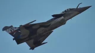 DASSAULT RAFALE SOLO DISPLAY WITH ONLY ONE AFTERBURNER! @ SANICOLE AIRSHOW 2017