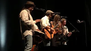 Love Is Still the Answer - Jason Mraz (LIVE)