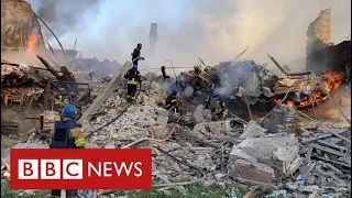 Dozens feared dead after Russian bomb hits school in eastern Ukraine - BBC News