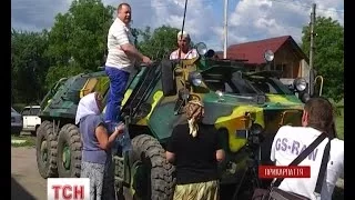 Власний БТР вирішив подарувати українській армії житель прикарпатського села Пістинь Петро Третяк