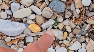 What Did We Find? Waves, Beach Glass, and Rock Finds! Lake Huron, Ontario