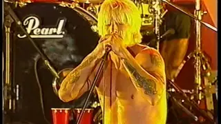 Red Hot Chili Peppers - Easily [Red Square, Moscow, Russia 1999.08.14]