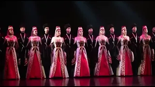 Народный осетинский массовый танец СИМД и парный танец-приглашение ХОНГА (ГАПиТ «Симд»)