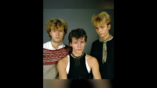 A-ha Here I Stand And Face The Rain (10-1985)