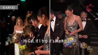 Mark Hamill greets Gal Gadot at the Oscars [with audio & subtitles]