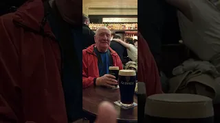 Good Guinness in Bowes Bar. Dublin 🇮🇪 Ireland