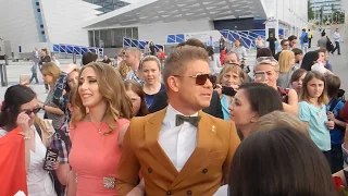 Митя Фомин на красной дорожке Fashion People Awards 2017 (08.06.2017)