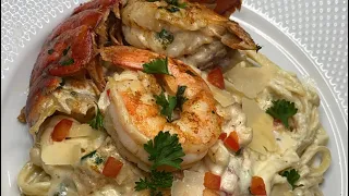 Creamy Lobster & Shrimp Alfredo Pasta