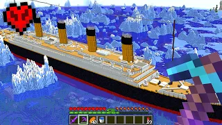 I Built the TITANIC in Minecraft Hardcore