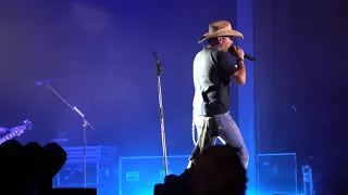 Jason Aldean performing "Lights Come On!"