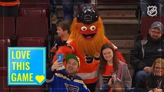 Gritty steals hat from Blues fan