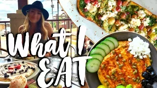 WHAT I EAT IN A DAY | Easy and Healthy College Meals!