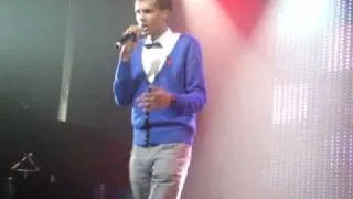 Stromae - Alors on danse (01/12/09).MPG