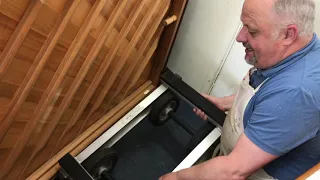 Moving a piano with 2 people