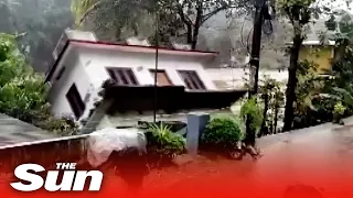 Deadly India floods sweep away houses & kills dozens