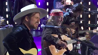 Lukas Nelson & Willie Nelson - (Forget About) Georgia (Live at Farm Aid 2022)