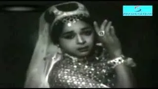 Ek Hai Dil Pyar Bhara - Asha Bhosle - Ajit, Ragini, Indira Billi, Helen and Tun Tun.