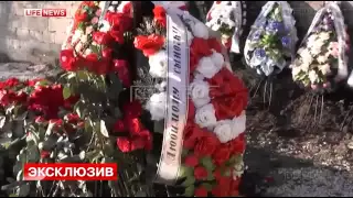 Сына Януковича похоронили на военном кладбище Севастополя Мировые Новости Сегодня 23 03 2015