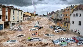 Just now in Poland! Cars and people stranded, flash floods in Bielsko-Biala