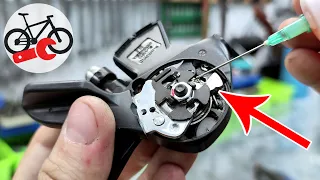 Bicycle shifter maintenance. How to open and cleaning bike shifter