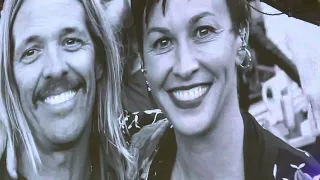 Foo Fighters w/ Alanis Morisette & Chad Smith - Taylor Hawkins Tribute LA - 9/27/22