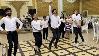 Парни И Девушки Танцуют Супер На Свадьбе 2023 Assa Group ALISHKA ELCHIN Lezginka Dance Dari Duri