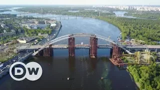 Недобудови Києва: екстрим, романтика, криза | DW Ukrainian