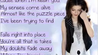 Miranda Cosgrove "Kissin You" (HQ+Lyrics)