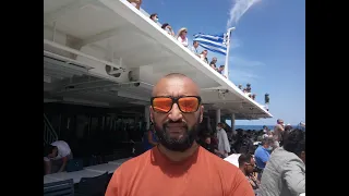 Como es viajar en ferry de Atenas a la Isla Santorini. Grecia.