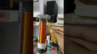 Tesla Coil test 1 | Slayer Exciter | DIY Mini Tesla Coil