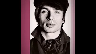 RUDOLF NUREYEV with his HATS. video by:rudolf.oscarpress@gmail.com