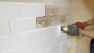 How to remove tiles from the wall using a multi tool – carefully without damage