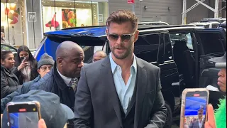 Marvel’s Thor Chris Hemsworth Nails it with Fans at GMA in NYC #chrishemsworth #limitless #natgeotv